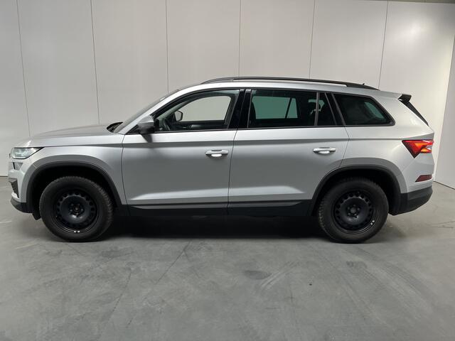 Skoda Kodiaq 1.5 TSI Ambition / SMARTLINK/ STOELVERWARMING/ PARKEER SENSOREN V+A/ CRUISE CONTROL/ DIGITAL DASH/ NAVI/ CLIMA/ DAB/ 17'' LMV