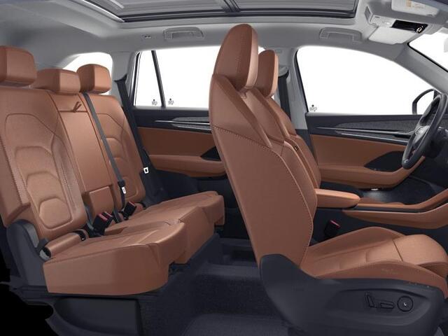 Skoda Kodiaq 1.5 TSI PHEV Business Edition Plus | Panoramadak | Trekhaak | Light & View | Adaptief onderstel | Canton Sound | Adaptive Cruise | Blind Spot |