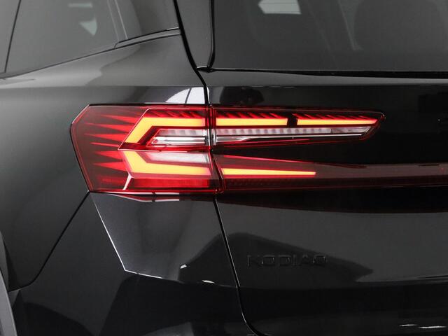 Skoda Kodiaq 1.5 TSI PHEV Sportline Business | Panoramadak | Trekhaak | Light & View | Elektr. bestuurdersstoel | Blind Spot |