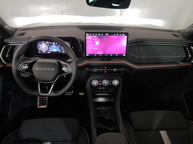 Skoda Kodiaq Sportline Business PHEV 1.5 TSI 204 pk 6 versn. DSG | Panoramadak | Trekhaak | Comfort Pakket | Winter Pakket | 20 inch lichtmetalen velgen | Verlengde garantie