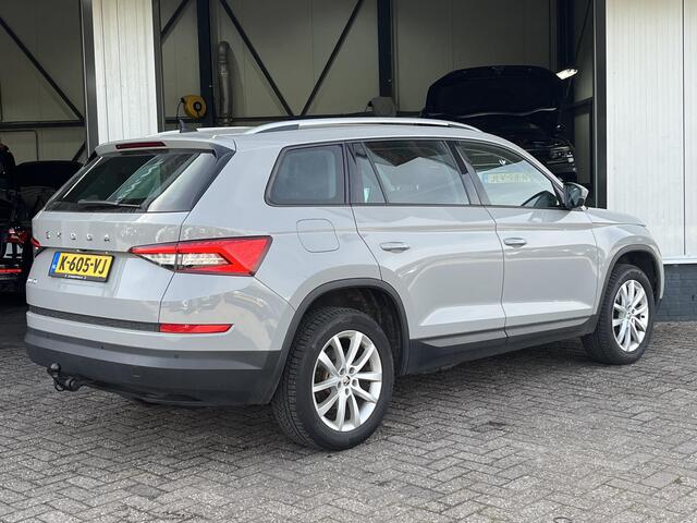 Skoda Kodiaq 1.5 TSI Business Edition, 7-Persoons, Trekhaak, Canton audio, Mooie kleur!
