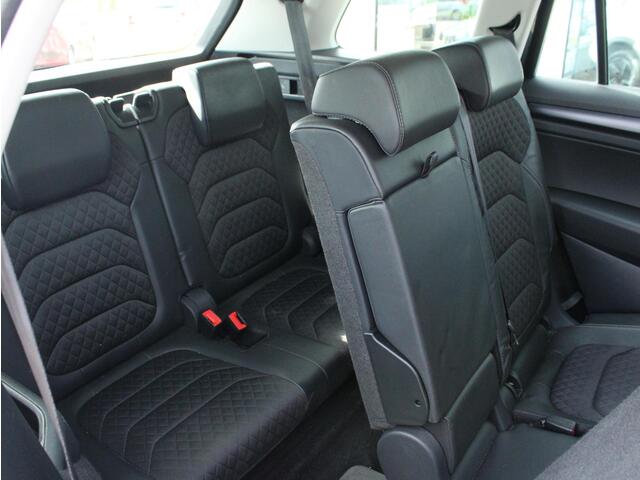 Skoda Kodiaq 1.5 TSI DSG Business Edition 7p. Automaat, Origineel Nederlands, Multimedia, Navigatie, Cruise control, Climat control