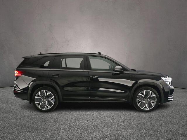 Skoda Kodiaq Sportline Business 1.5 TSI PHEV 204pk DSG Automaat Trekhaak, Panoramadak, Adaptive cruise control, Verwarmde voorruit, Achteruitrijcamera, LED matrix koplampen