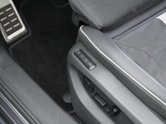 Skoda Kodiaq 1.5 TSI 204 pk PHEV Sportline Business | Panoramadak | Trekhaak | Geheugenstoelen | Matrix LED | Canton | Stuur-/achterbankverwarming