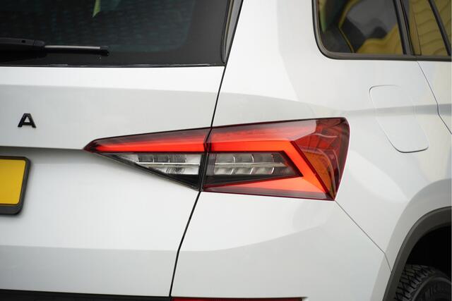 Skoda Kodiaq 1.5 TSI 150PK! Automaat Sportline Business BJ2020 Lmv 20" | Led V+A | Pdc | Achteruitrijcamera | App-Connect | Navi | Virtual cockpit | Climate control | Cruise control | Elek. Be stoel+Mem | Sportstoelen/Sportstuur | Verwarmde voorstoelen | Zwarte hemel
