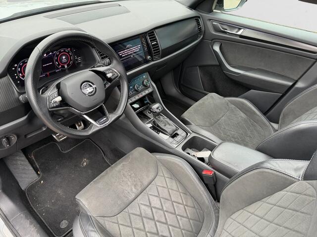 Skoda Kodiaq 1.5 TSI Sportline Business Aut- Panoramadak, RS Interieur, Full Memory, Carbon, Canton Audio