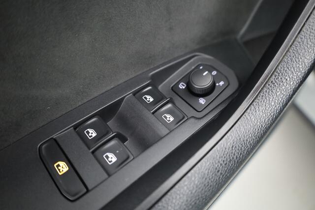 Skoda Kodiaq 1.5 TSI Sportline Business DSG | Adapt. Cruise | Pano | Apple CarPlay | Stoelverw. Voor + Achter | Camera | Memory