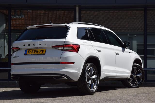Skoda Kodiaq 1.5 TSI 150PK Sportline Business DSG Automaat | Org. NL | BOVAG Garantie | Trekhaak | Virtual Cockpit | Camera | 19'' Velgen | Canton Sound | Apple CarPlay& Android Auto | Elektrische Kofferklep |