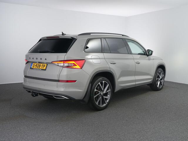 Skoda Kodiaq 1.5 TSI Sportline Business | Trekhaak | Winterpakket | Memory | 360 Camera | ACC | Virtual |