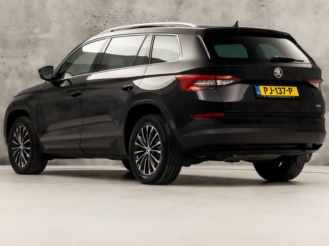 Skoda Kodiaq 1.4 TSI 4x4 Sport 150Pk Automaat (PANORAMADAK, APPLE CARPLAY, GROOT NAVI, CANTON AUDIO, CAMERA, MEMORY SEAT, STOELVERWARMING, ADAPTIVE CRUISE, ELEK ACHTERKLEP, NIEUWSTAAT)