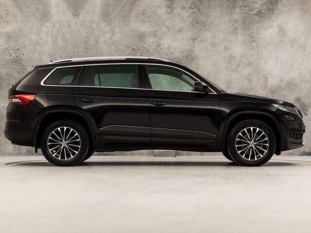 Skoda Kodiaq 1.4 TSI 4x4 Sport 150Pk Automaat (PANORAMADAK, APPLE CARPLAY, GROOT NAVI, CANTON AUDIO, CAMERA, MEMORY SEAT, STOELVERWARMING, ADAPTIVE CRUISE, ELEK ACHTERKLEP, NIEUWSTAAT)