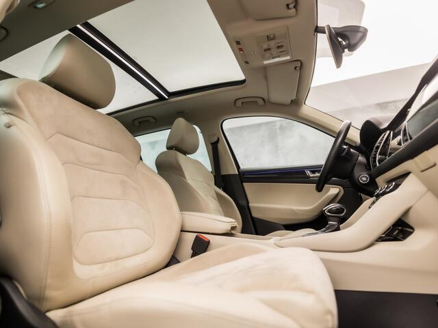 Skoda Kodiaq 1.4 TSI 4x4 Sport 150Pk Automaat (PANORAMADAK, APPLE CARPLAY, GROOT NAVI, CANTON AUDIO, CAMERA, MEMORY SEAT, STOELVERWARMING, ADAPTIVE CRUISE, ELEK ACHTERKLEP, NIEUWSTAAT)