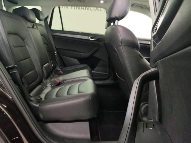 Skoda Kodiaq 1.5 TSI Business Edition NL-AUTO | PANODAK | TREKHAAK | 150 PK