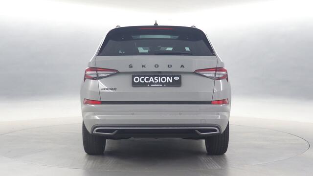 Skoda Kodiaq 1.5 TSI 150pk Sportline Business DSG / Panoramadak / Stoelverwarming / Camera / Elek. verst. Bestuurdersstoel Zwenkbare Trekhaak