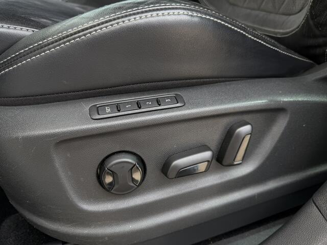 Skoda Kodiaq 1.5 TSI Sportline Business 7p. | Pano | Elek. Trekhaak | Carplay | Memory | Sfeerverlicht. | LED