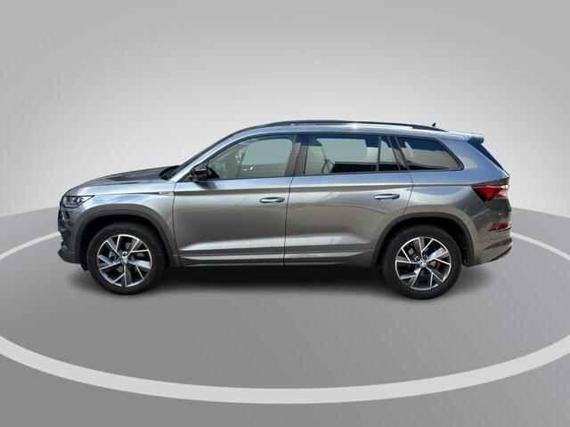 Skoda Kodiaq 1.5 TSI 150pk DSG Sportline Business 7p. · Camera · Wegklapbare Trekhaak · 7 Persoons · Apple/Android Car Play · 19'' Inch · Garantie t/m 27-05-2028 of 100.000km