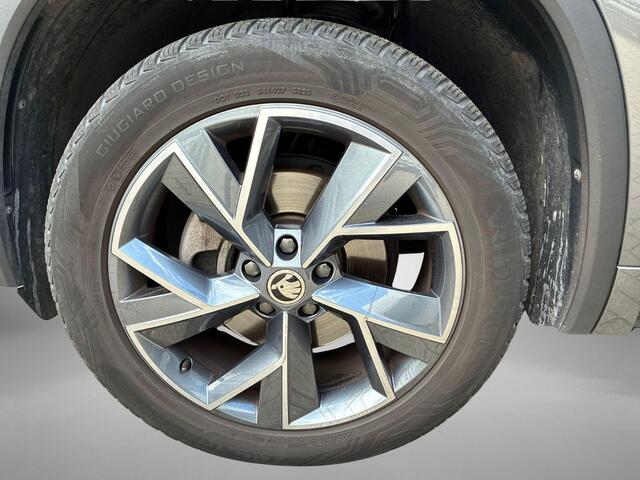 Skoda Kodiaq 1.5 TSI 150pk DSG Sportline Business 7p. · Camera · Wegklapbare Trekhaak · 7 Persoons · Apple/Android Car Play · 19'' Inch · Garantie t/m 27-05-2028 of 100.000km