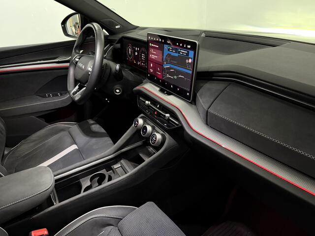 Skoda Kodiaq 1.5 TSI PHEV Sportline Business Plug-in Panoramadak, Camera, Half leder, Winterpakket, Head-up display, Elektrische achterklep, Memory stoelen, Cruise control adaptief