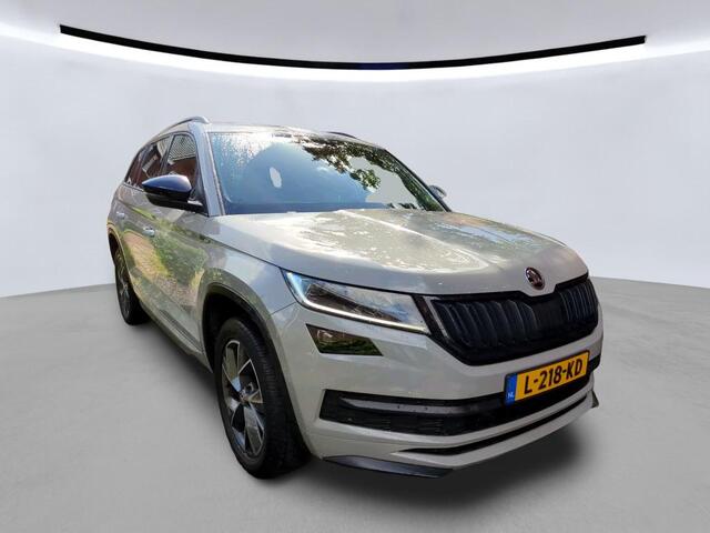 Skoda Kodiaq 1.5 TSI Sportline Business / Digitaal dashboard / Navigatie / App connect / Camera / Parkeersensoren V+A /