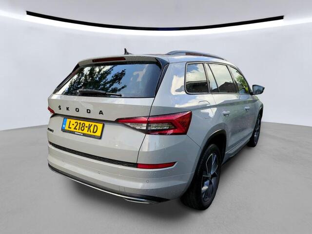 Skoda Kodiaq 1.5 TSI Sportline Business / Digitaal dashboard / Navigatie / App connect / Camera / Parkeersensoren V+A /