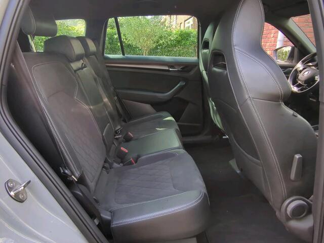 Skoda Kodiaq 1.5 TSI Sportline Business / Digitaal dashboard / Navigatie / App connect / Camera / Parkeersensoren V+A /