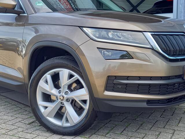 Skoda Kodiaq 1.4 TSI ACT 7Persoons Style Business - CAMERA - CARPLAY / ANDROID - ADAPTIVE CRUISE - CLIMA - LED