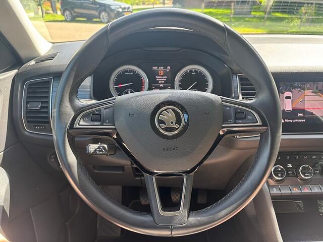 Skoda Kodiaq 1.5 TSI Bns Ed Ecc,navi,lmv,trh,h.leer,dakrails,led,audio