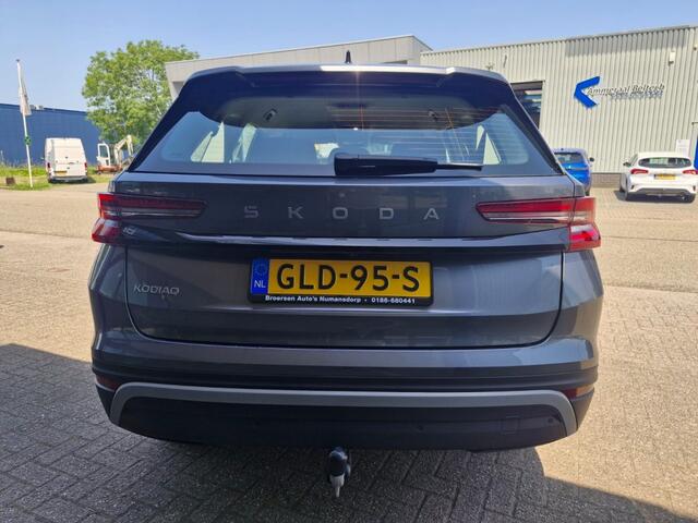 Skoda Kodiaq 1.5 TSI MHEV Business Edition | Trekhaak | Navigatie | 360° Came