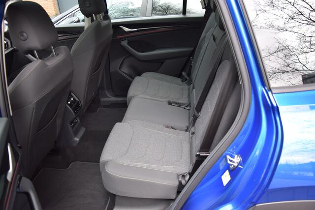 Skoda Kodiaq 1.5 TSI MHEV Business Edition DSG Automaat Mild Hybride | Fabrieks Garantie | Org. NL | Trekhaak | Panoramadak | Stoel + Achterbank + Stuurverwarming | Apple Carplay/Android Auto | Electr. verstelbare voorstoelen |