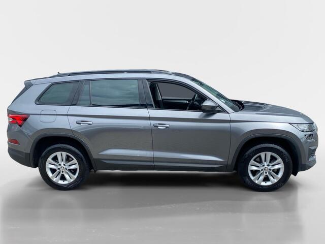 Skoda Kodiaq 1.5 TSi DSG7-autom. Business Edition LED | navigatie | adapt. cruise control | sunset | etc.