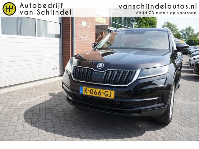 Skoda Kodiaq 1.5 TSI 150PK BUSINESS EDITION DEC 2020 ORIGINEEL NEDERLANDS 5 PERSOONS CAMERA TREKHAAK LEDER/ALCANTARA 19INCH 4X ALL SEASON NAVI ANDROID/APPLECARPLAY ADAPTIEVE CRUISE CLIMA STOEL+STUUR+VOORRUITVERWARMING ENZ...