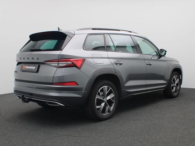 Skoda Kodiaq 1.5 TSI Sportline Business 7p. 150PK DSG Panoramadak, Trekhaak, 19" LM Velgen, Keyless, Achteruitrijcamera, Memorystoel, Stoelverwarming, Elektr. Achterklep