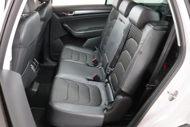 Skoda Kodiaq 1.5 TSI Business Edition 7-Persoons Trekhaak, Stuur/Stoel Verwarming, ACC, Apple Carplay/Android Auto,