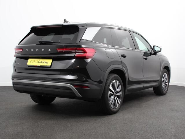 Skoda Kodiaq 1.5 TSI Automaat Selection 7p. Navigatie Apple Carplay Android Auto Parkeersensor achter Stoel- en stuurverwarming Ledverlichting