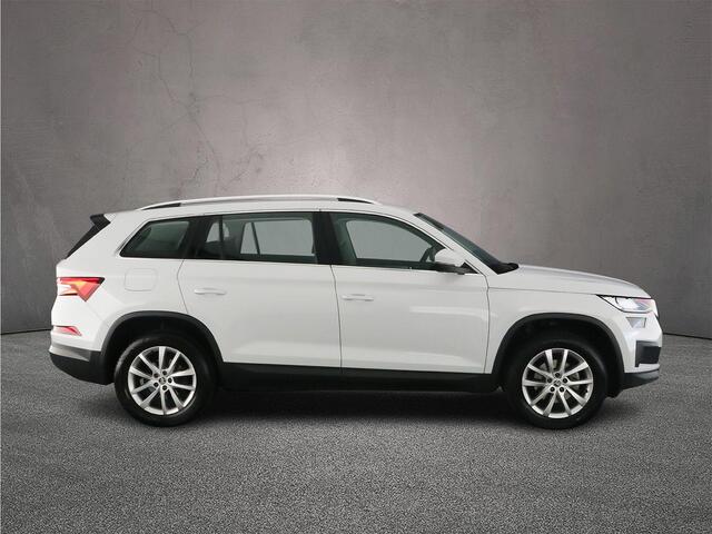 Skoda Kodiaq Business Edition 1.5 TSI 150pk Trekhaak, Cruise control, Navigatie, Achteruitrijcamera, LED koplampen, Elektrische achterklep, Parkeersensoren, Airco, DAB, Radio, App connect