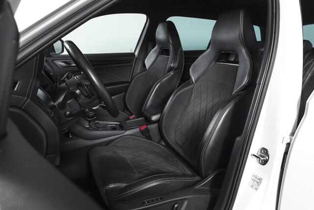 Skoda Kodiaq 1.5 TSI 150 PK Sportline Business Orig. NL | Elek. Trekhaak | Dig. Cockpit | Adapt. Cruise | Stoelverw. | PDC | Camera | NAV + App. Connect | ECC | Elek. Klep | LM 19" |