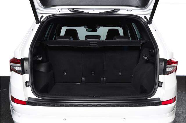 Skoda Kodiaq 1.5 TSI 150 PK Sportline Business Orig. NL | Elek. Trekhaak | Dig. Cockpit | Adapt. Cruise | Stoelverw. | PDC | Camera | NAV + App. Connect | ECC | Elek. Klep | LM 19" |