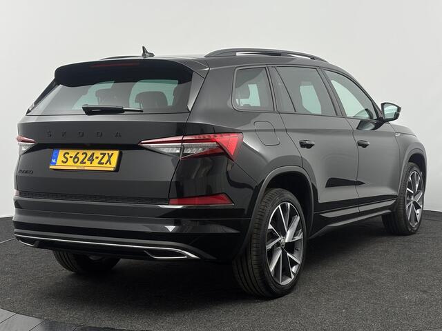 Skoda Kodiaq 1.5 TSI 150pk DSG Sportline Business 7p. | NL Auto | Trekhaak | Panoramadak | Leder | 20"Velgen