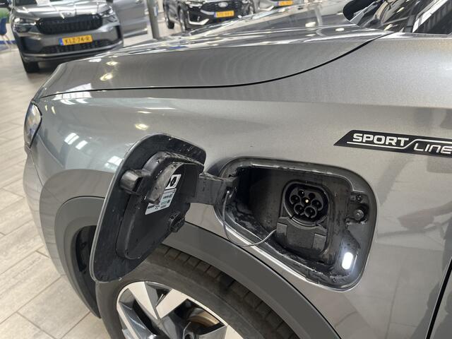 Skoda Kodiaq 1.5 TSI PHEV 204 pk Sportline | Stoelverw. | Stuurverw. | El. a. klep | El. verst. stoel + geh. | LED | 19" | Keyles entry |
