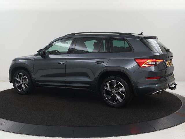 Skoda Kodiaq 1.5 TSI Sportline Business 7p. | Trekhaak | Memory | Stuur/stoel verwarming | Leder/alcantara | Carplay | Adaptive cruise | Camera | Park assist | Dodehoek detectie |