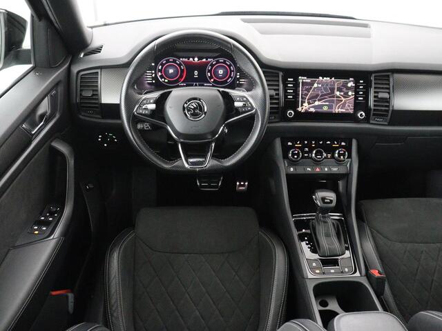Skoda Kodiaq 1.5 TSI Sportline Business 7p. | Trekhaak | Memory | Stuur/stoel verwarming | Leder/alcantara | Carplay | Adaptive cruise | Camera | Park assist | Dodehoek detectie |