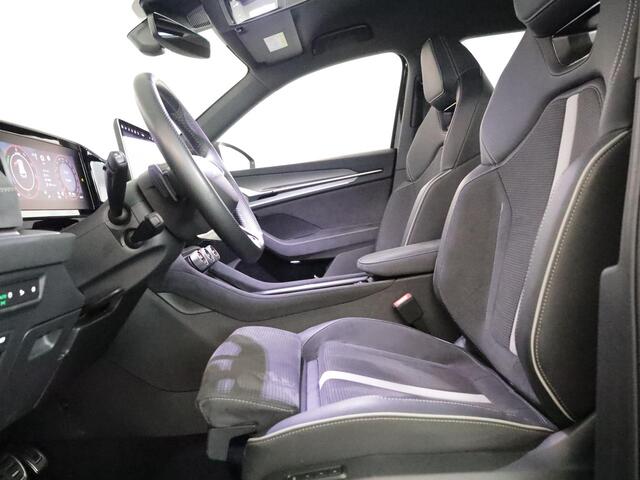 Skoda Kodiaq 1.5 TSI PHEV Sportline Business 204 pk Automaat | Verlengde garantie | Parkeersensoren | Achteruitrijcamera | Autom. airco (3 zones) | Stoelverwarming |