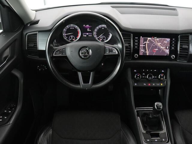 Skoda Kodiaq 1.5 TSI Business Edition | Trekhaak | Camera | Carplay | Navigatie | Half leder | Climate control | Cruise control | Full LED