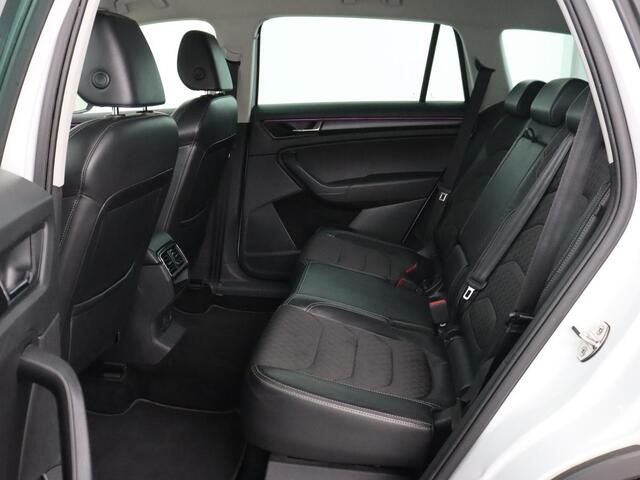 Skoda Kodiaq 1.5 TSI Business Edition | Trekhaak | Camera | Carplay | Navigatie | Half leder | Climate control | Cruise control | Full LED