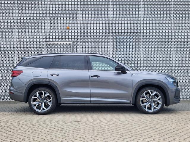 Skoda Kodiaq 1.5 TSI PHEV Sportline Business / Trekhaak / Panoramadak / Comfort Pakket / Light & View Pakket / 20" lichtmetalen velgen Rila aero