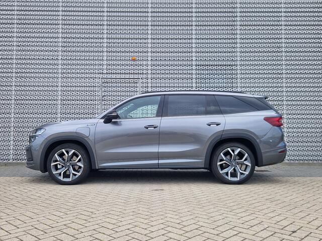 Skoda Kodiaq 1.5 TSI PHEV Sportline Business / Trekhaak / Panoramadak / Comfort Pakket / Light & View Pakket / 20" lichtmetalen velgen Rila aero