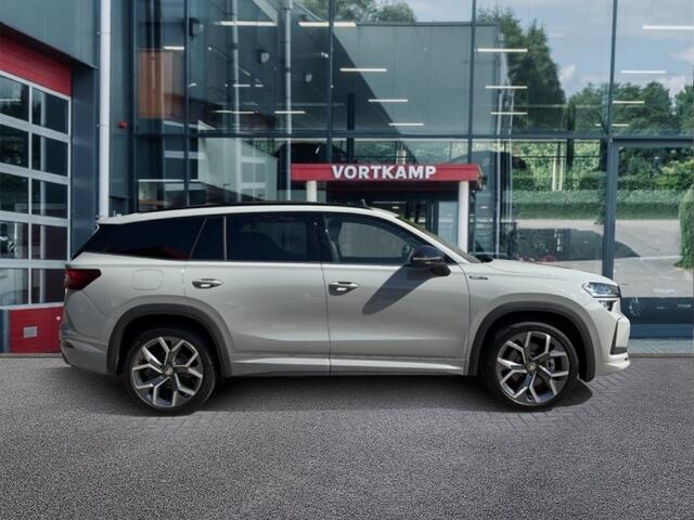 Skoda Kodiaq 1.5 TSI eHYBRID SPORTLINE FISCAAL LAAG!! TREKHAAK/CAMERA/PANO-DAK/ELEK-KLEP/ACC