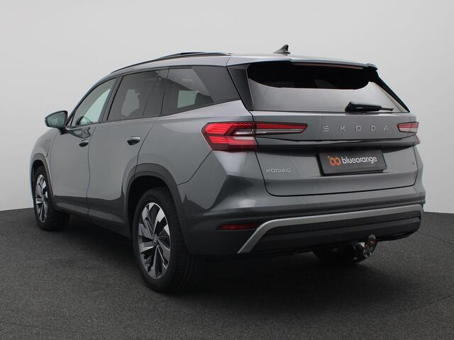 Skoda Kodiaq 1.5 TSI PHEV Business Edition Plus 204PK DSG Pano-Schuifdak, Trekhaak, 19" LM Velgen, Stoel-stuurverwarming, Keyless, Virtual Cockpit, Navi, Side Assist, Memorystoel, Achteruitrijcamera, LED koplampen/interieurverlichting
