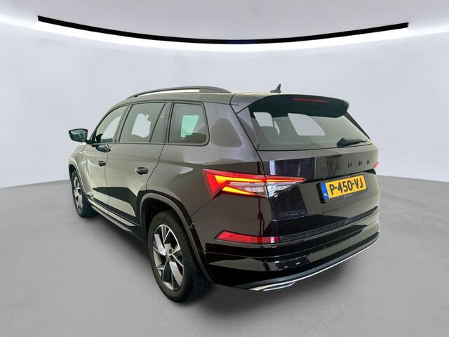 Skoda Kodiaq 1.5 TSI Sportline Business / AUTOMAAT/ PANO/ LEER/ PARK.SENSOR.V+A/ CAMERA/ SMARTLINK/ CRUISE/ STUUR+STOELVERWARM./ MEMORY SEAT/ ELEK.ACHTERKLEP/ DIGITAL DASH/ NAVI/ DAB/ CLIMA/ LED/ 19'' LMV