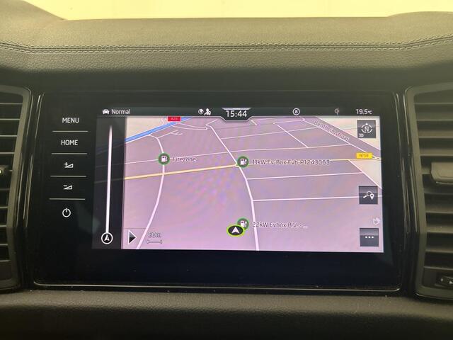 Skoda Kodiaq 1.5 TSI Sportline Business / AUTOMAAT/ PANO/ LEER/ PARK.SENSOR.V+A/ CAMERA/ SMARTLINK/ CRUISE/ STUUR+STOELVERWARM./ MEMORY SEAT/ ELEK.ACHTERKLEP/ DIGITAL DASH/ NAVI/ DAB/ CLIMA/ LED/ 19'' LMV